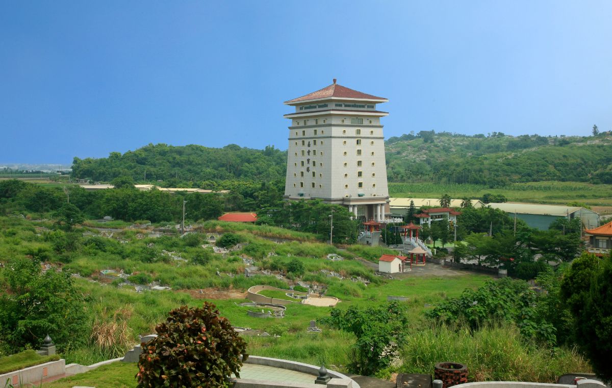 龍巖嘉雲生命紀念館